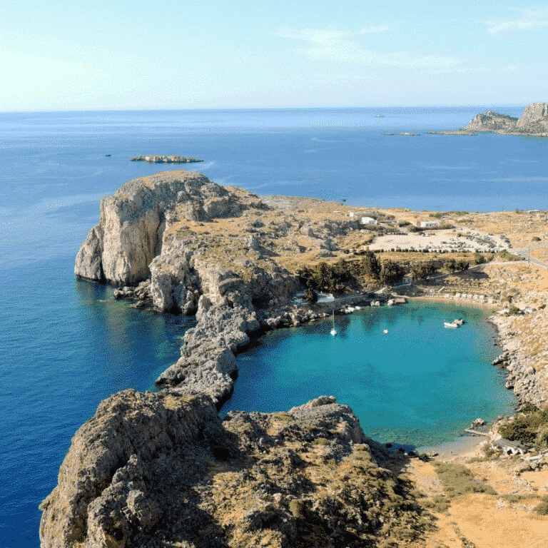 Vue aérienne de la baie de Saint-Paul à Rhodes