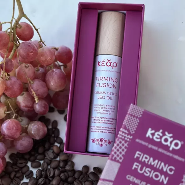 Kear Firming Fusion Genius DeTox Leg Oil - Product photo with grapes