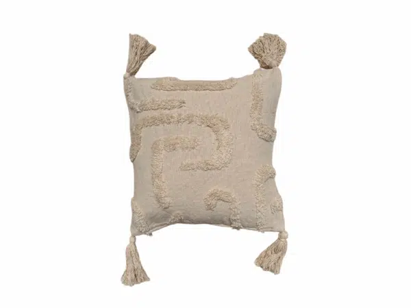 Coussin décoratif beige 45x45 cm avec motifs géométriques et pompons, fabriqué par Rizes Home.