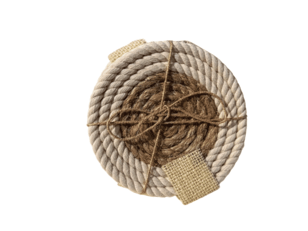 Set de 4 dessous de verre blanc et beige en corde tissée Rizes Home - Accessoire déco pratique.