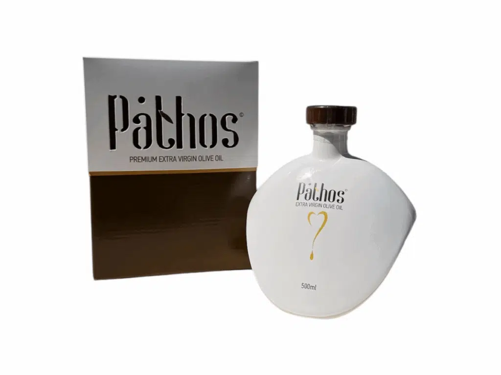 Bouteille d’huile d’olive extra vierge bio Pathos 500 ml avec son coffret élégant