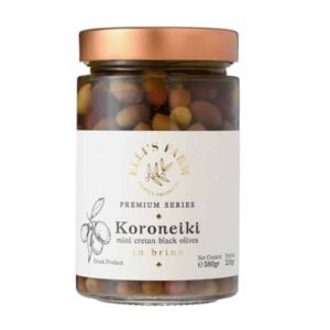Piccole olive verdi in salamoia della varietà Koroneiki. Fattoria di Elli.
