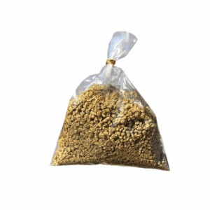 Origano greco essiccato fatto in casa in una bustina trasparente da 50 g