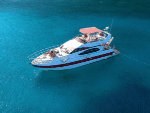 Croisière privée d’une journée à Symi – yacht de luxe en mer Égée