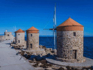 Moulins à vent du port de Mandraki – visite privée de la ville de Rhodes